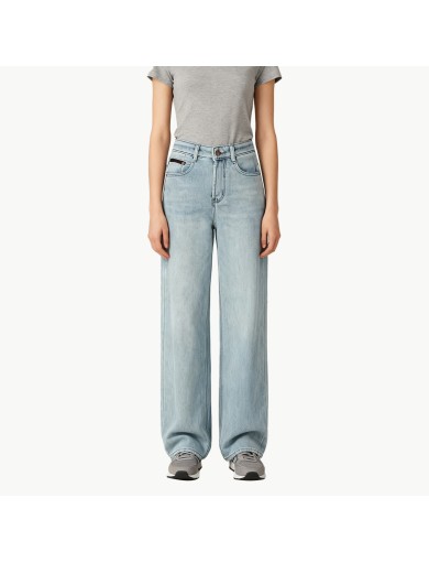 Casual Fleece Lined Jeans with a Sleek Drape